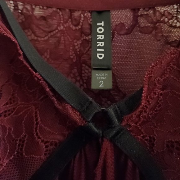 Torrid Mesh Cap Sleeve Strappy Babydoll in Deep Merlot 2 - Picture 3 of 3